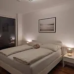 Apartamento Vista Bahía, In Velden With Amazing Views&lake Access